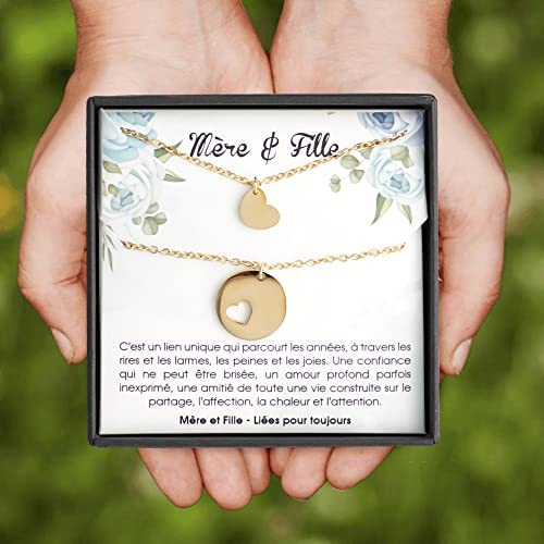 Set de 2 colliers pour femme avec pendentif en forme de cœur Mère Fille. 2 Bijoux personnalisés livrés dans une boite avec message d’amour. Idée cadeau Anniversaire, Noël, Fête des Mères, St Valentin Set de 2 colliers pour femme avec pendentif en forme de cœur Mère Fille. 2 Bijoux personnalisés livrés dans une boite avec message d’amour. Idée cadeau Anniversaire, Noël, Fête des Mères, St Valentin