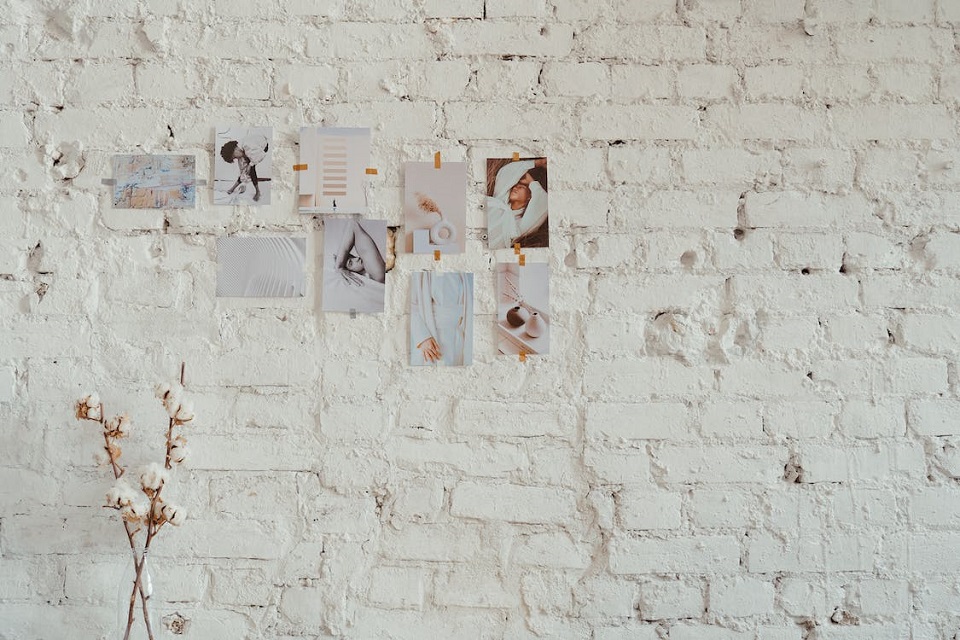 5 façons de créer un moodboard mural